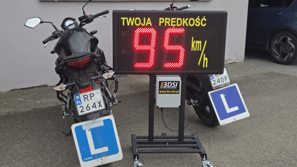 motocykle i nowa tablica pomiarowa