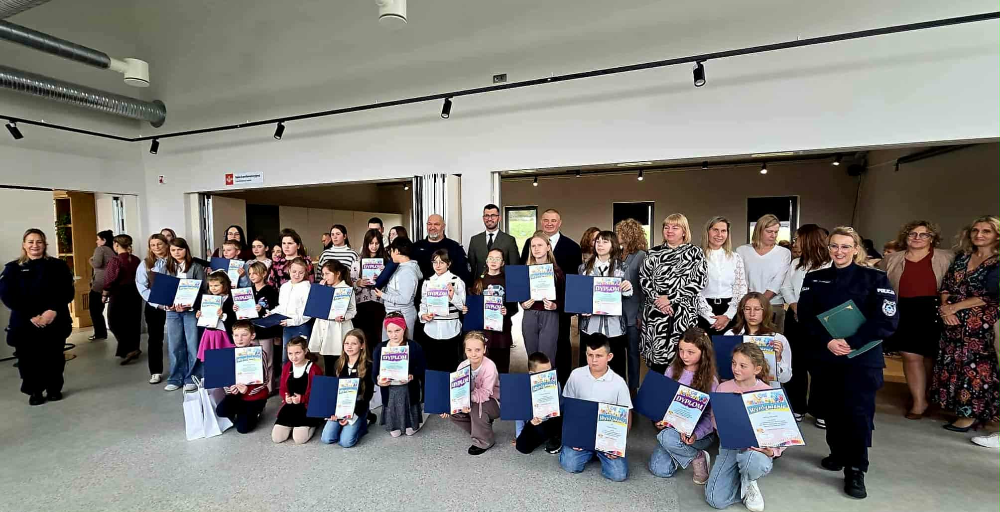Bezpieczne wakacje 2025 nagrodzeni